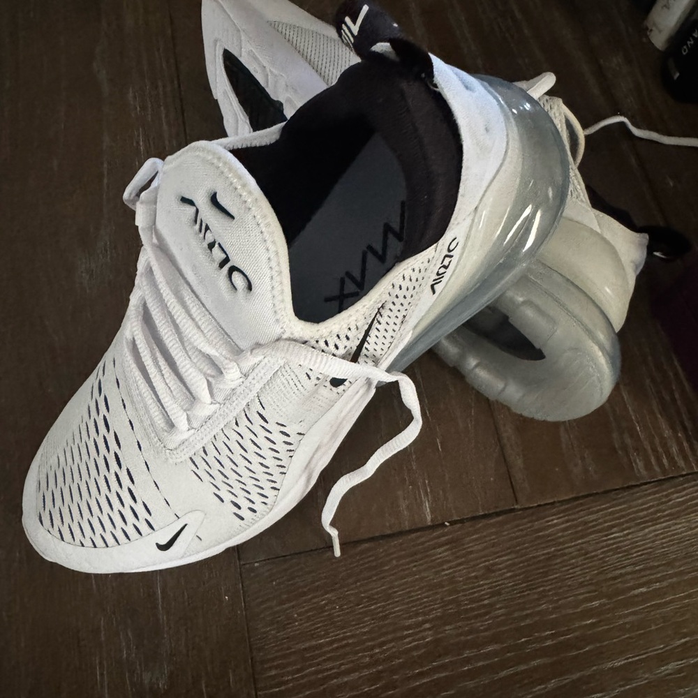 Nike White and Black Air Max 270 Sneakers